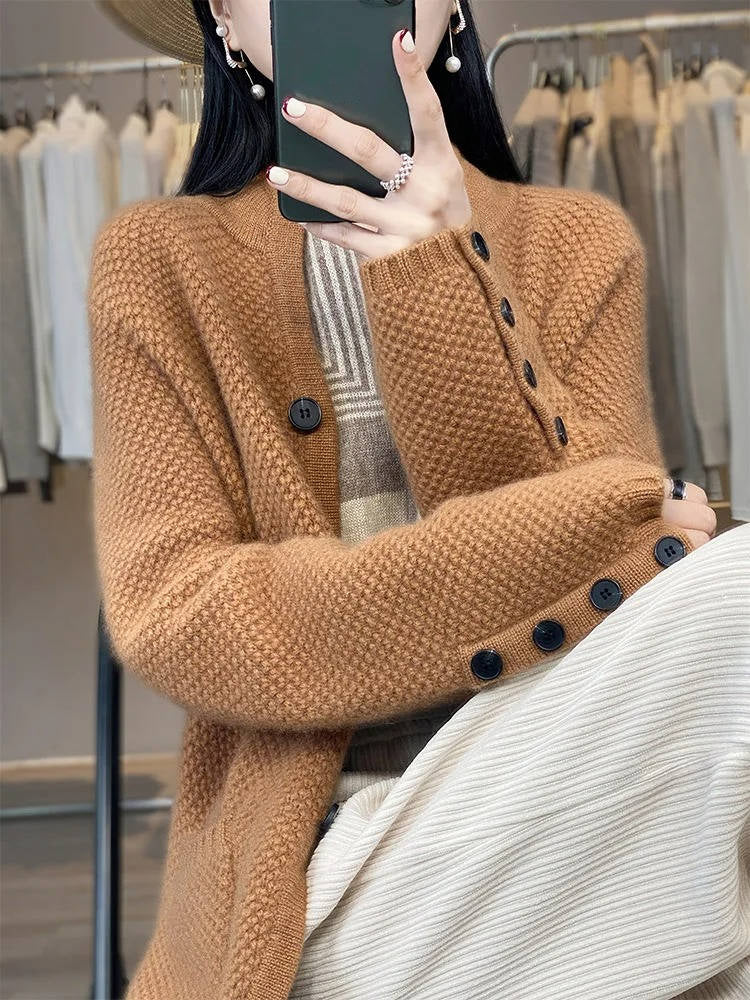 Tilda Women's Cardigan - styled view