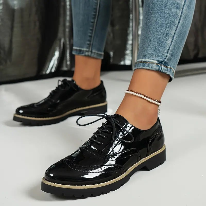 Juno Women's Oxfords - fabric and finish detail
