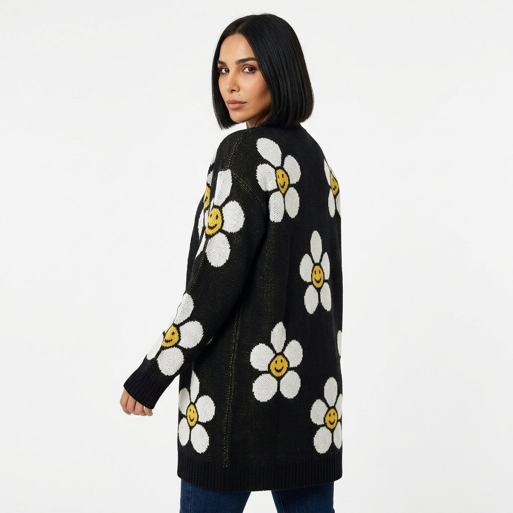 Cardigan long femme Petal | Motif tricot marguerite sourire, boutonné devant