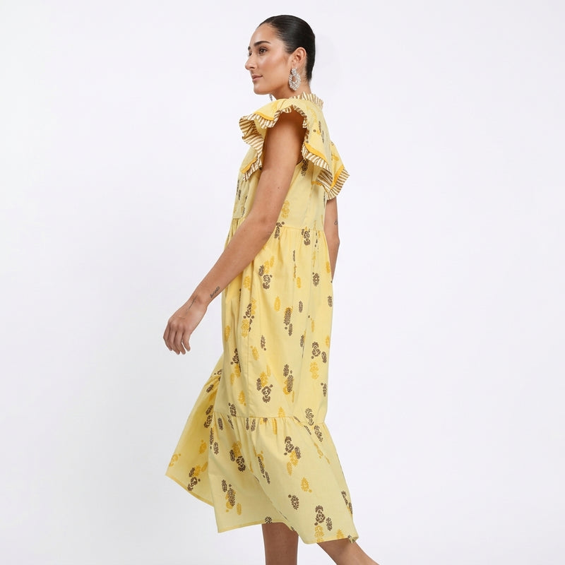 Robe midi femme Uma | Imprimé botanique en blocs, manches à volants rayés