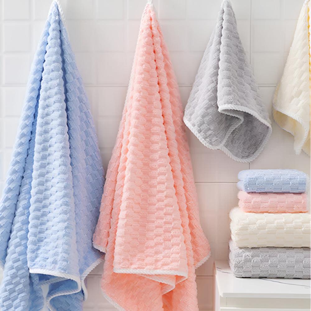Soft Fleece Towel Set | 2-Piece, Hanging Loop