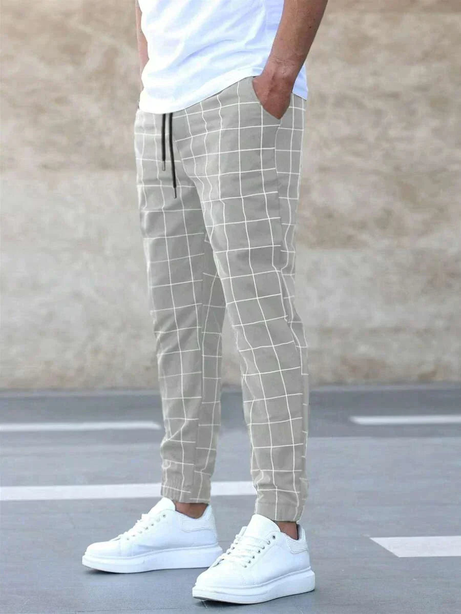 Ezra Men's Plaid Fit Pant - front view