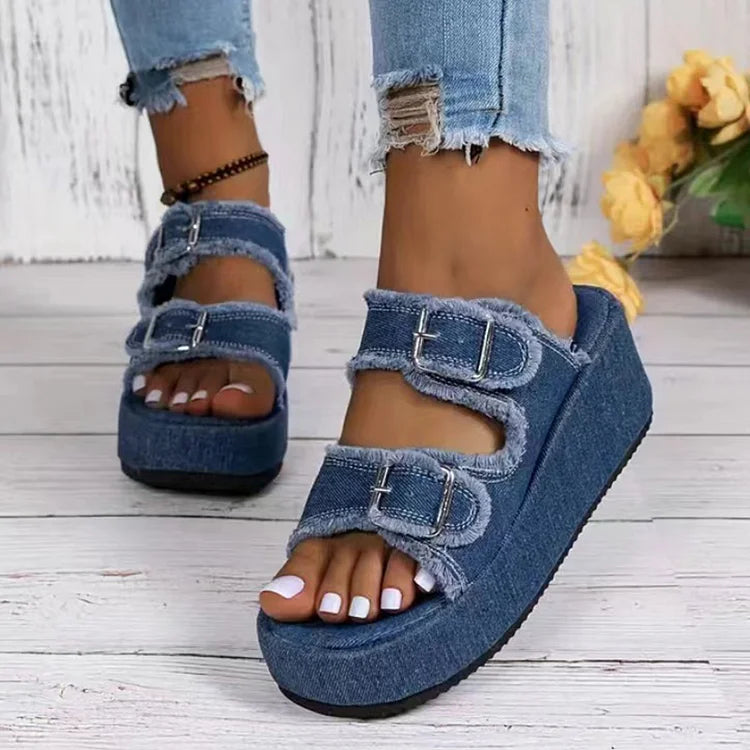 Quinn Women's Platform Sandals - styled view
