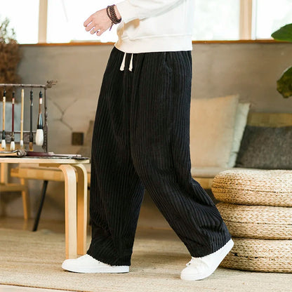 Ulla Women's Weekend Pant - fabric and finish detail