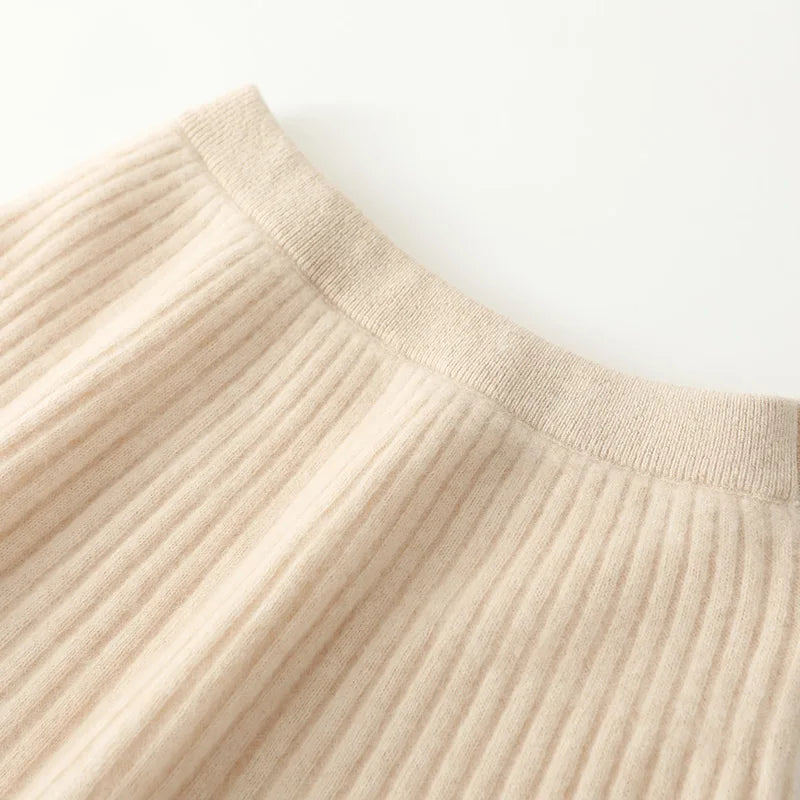 Mira Women's Skirt - close-up detail