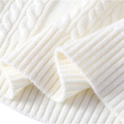 Dahlia Women's Cable Knit Sweater - close-up detail