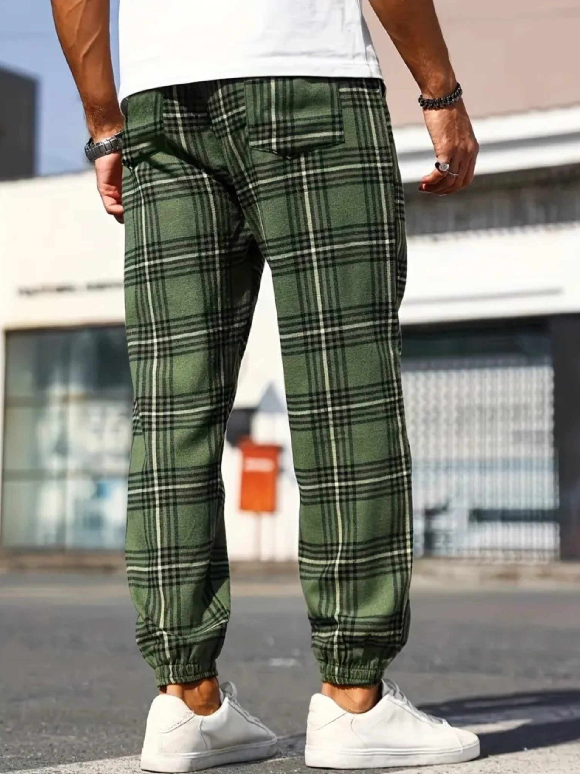 Wren Women's Plaid Joggers - fabric and finish detail