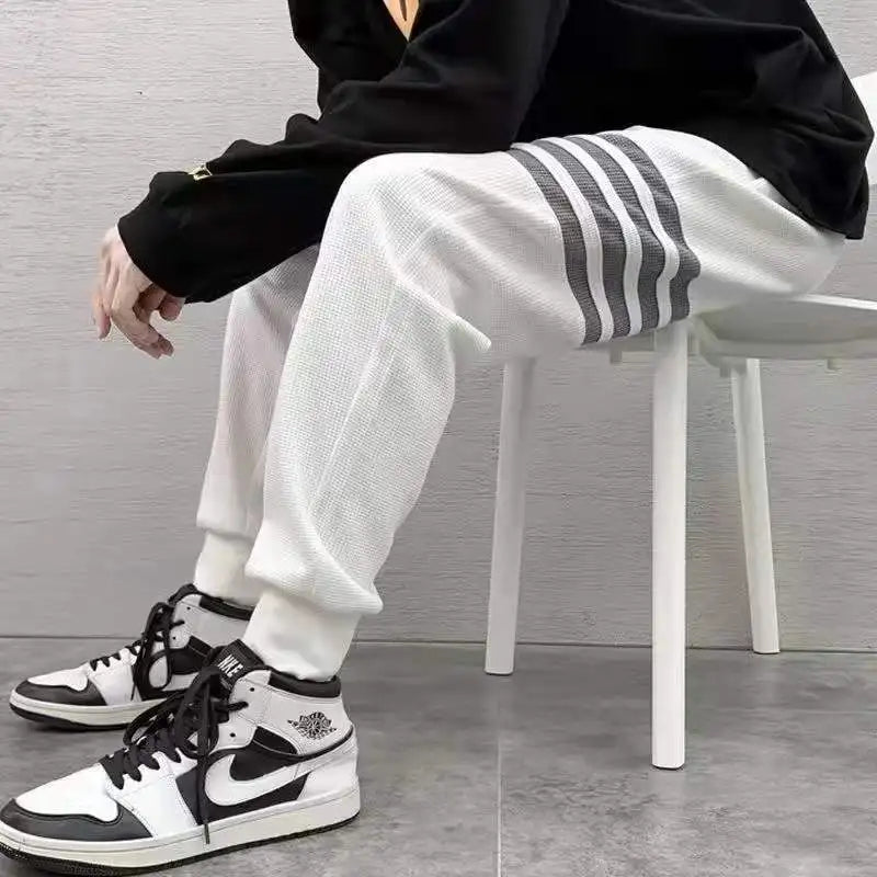 Iris Women's Joggers - fabric and finish detail