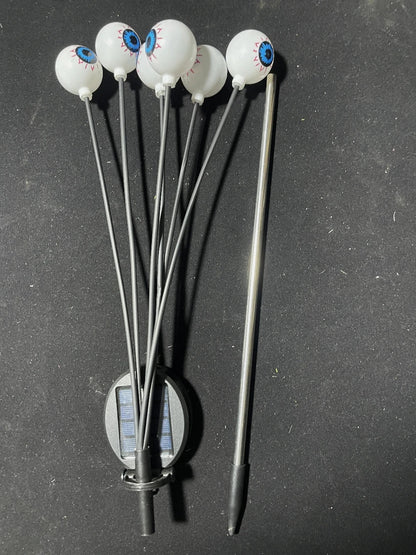 Wren Solar Garden Lights - back view