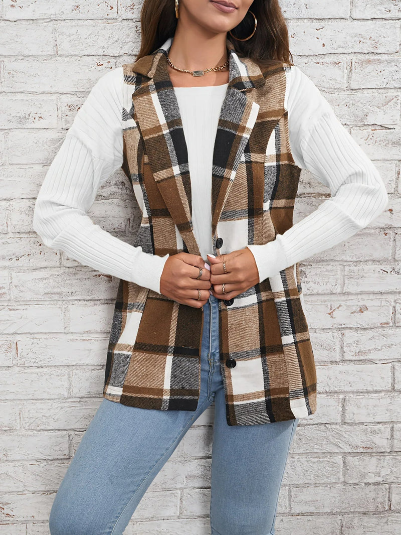 Winona Women's Plaid Vest - fabric and finish detail