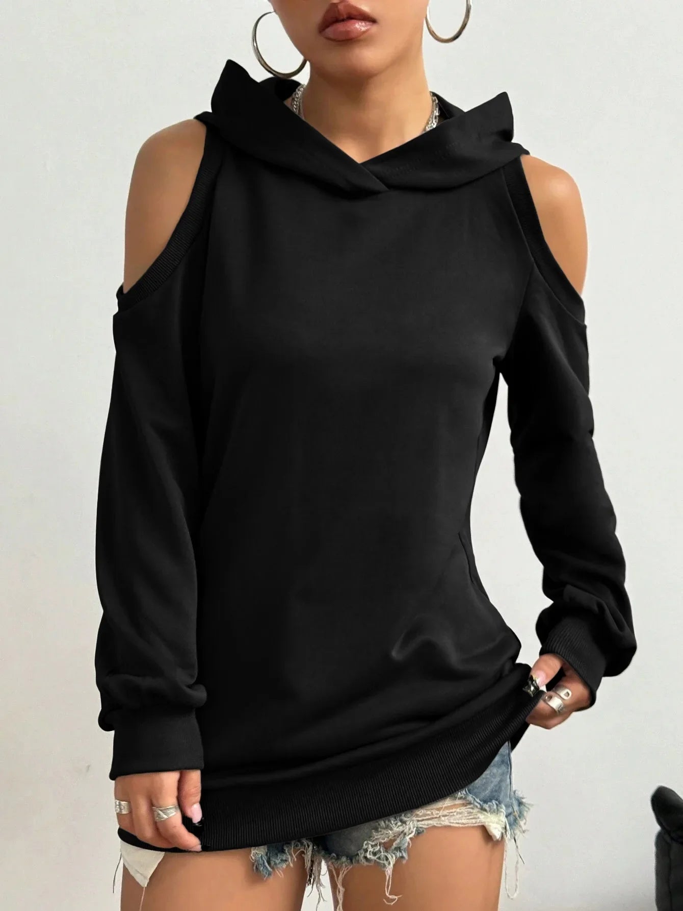Vienna Women's Hoodie - close-up detail