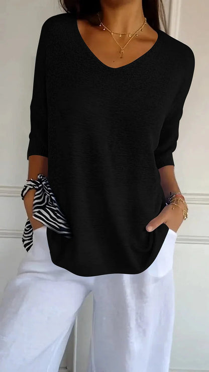 Kira Women's Oversized Sweater - close-up detail