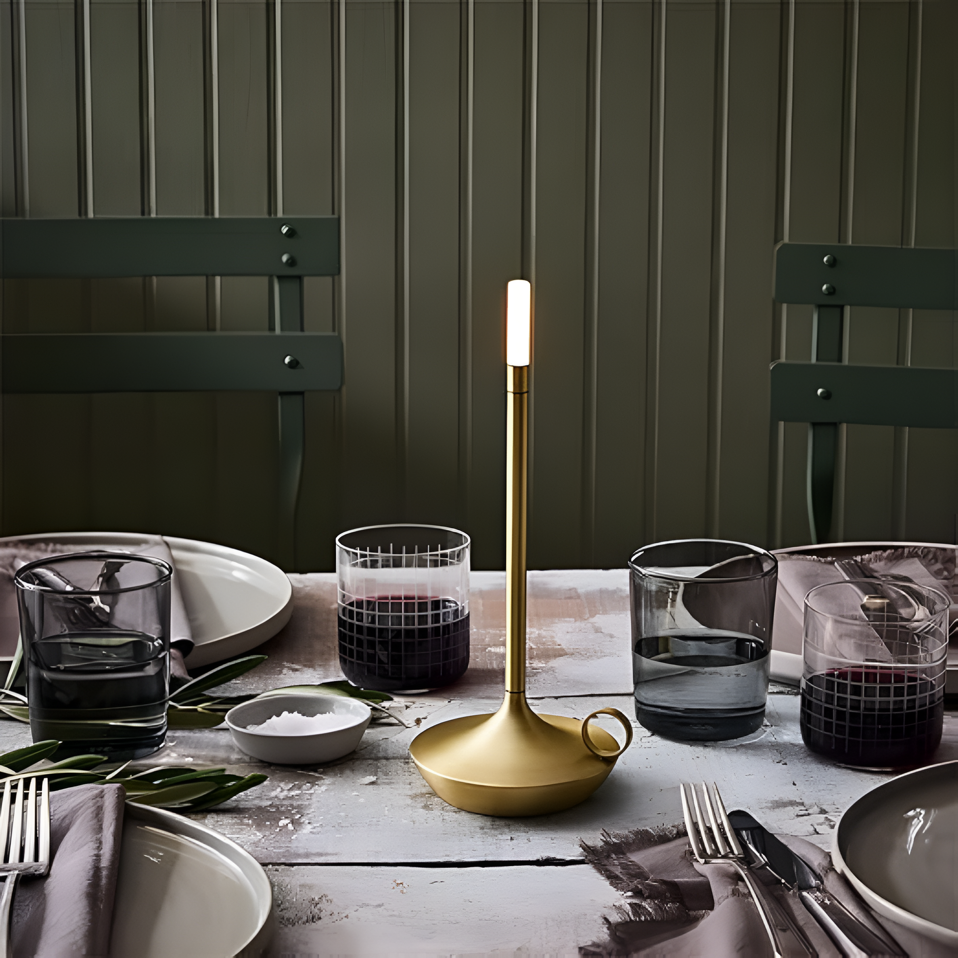 Portable Cylindrical Aluminium Table Lamp