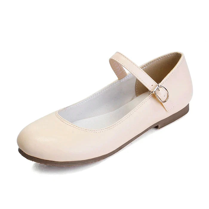 Rowan Women's Flats - styled view