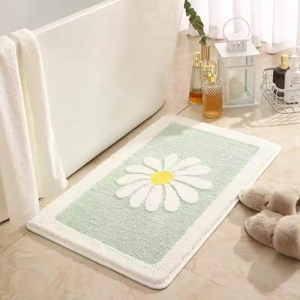 Charming Daisy Bloom Bath Mat | Plush & Absorbent, Machine Washable