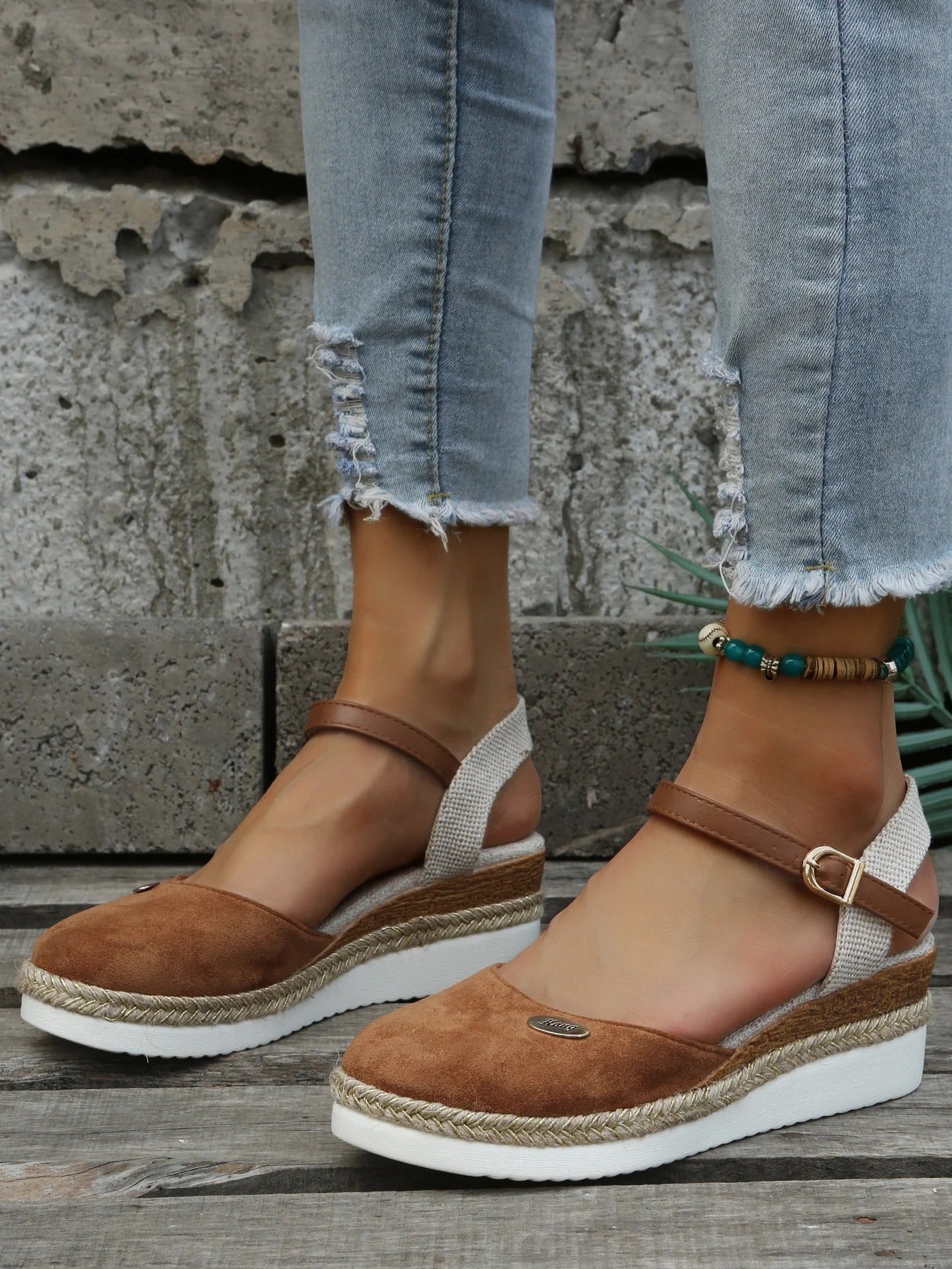 Yara Women's Espadrilles - close-up detail