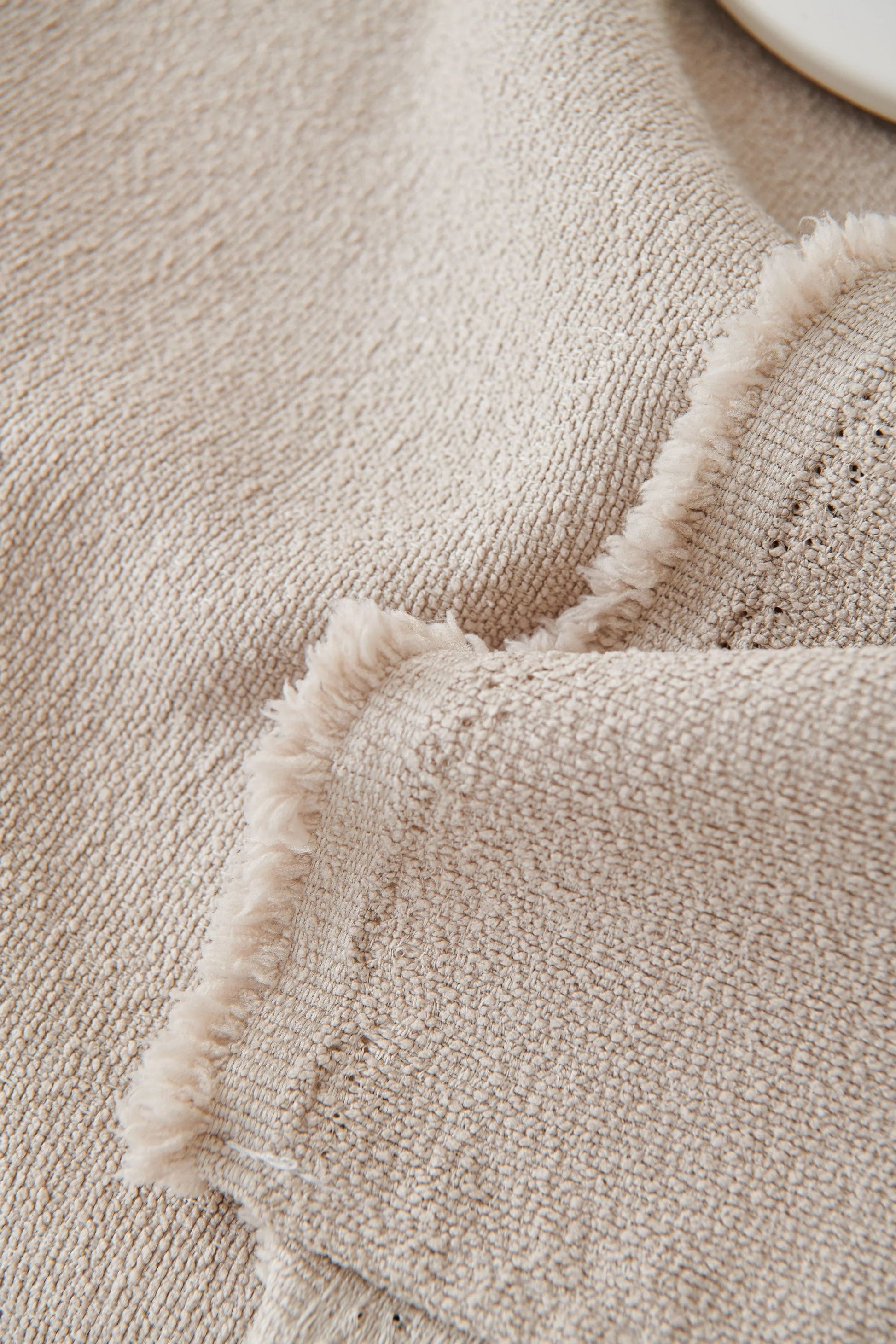 Elegant Milk Tea Throw Blanket with Soft Fabric | Cozy Home Accessory for Comfort 4