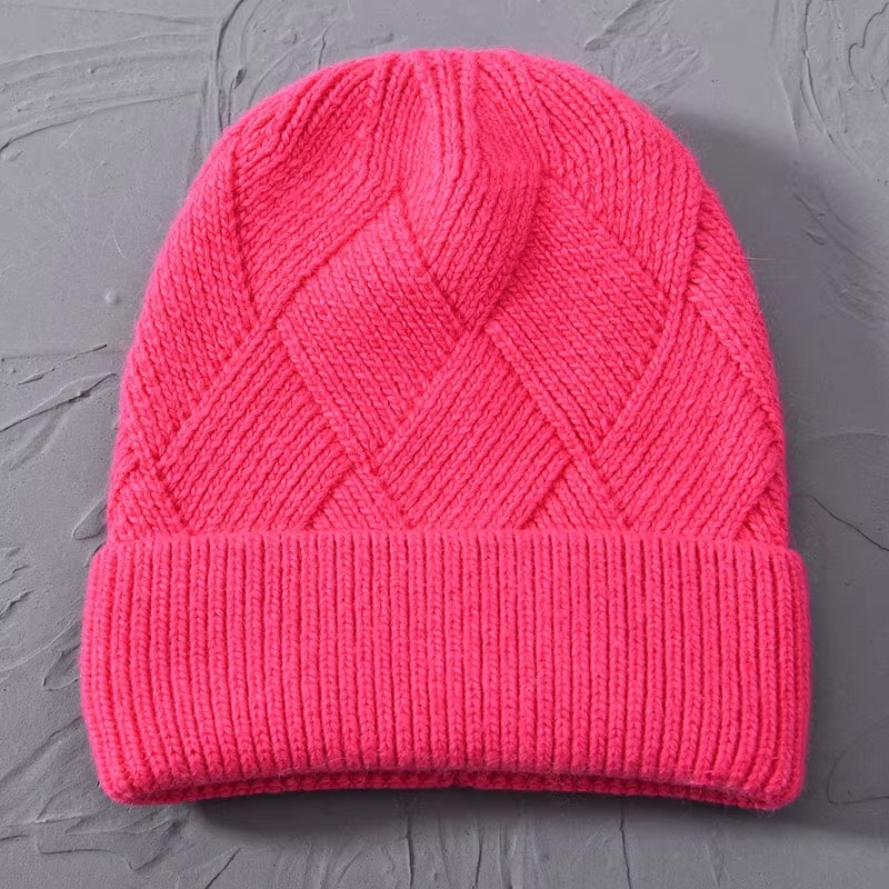 Clara Women's Hat - full-length view