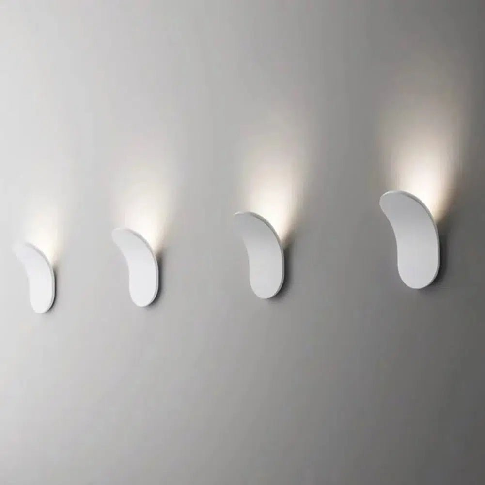 KallioLight | Elegant Modern Metal Wall Sconce Light for Chic Interiors 4