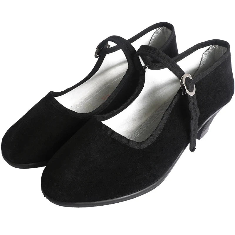 Nadia Women's Pumps - fabric and finish detail
