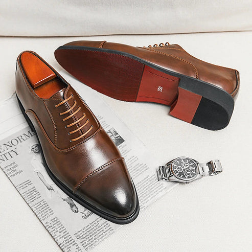 Cormac Men's Oxfords - styled view