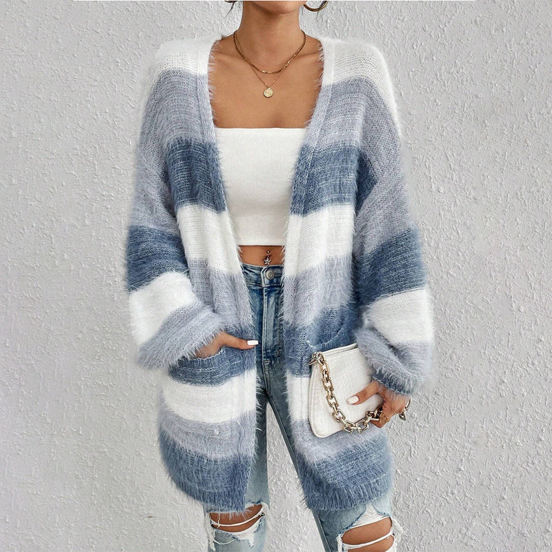 Xanthe Women's Oversized Cardigan | Blue