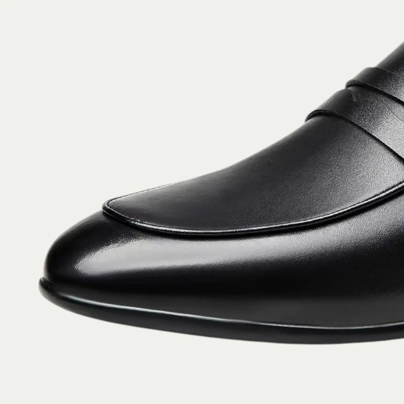 Casper Men's Loafers - fabric and finish detail