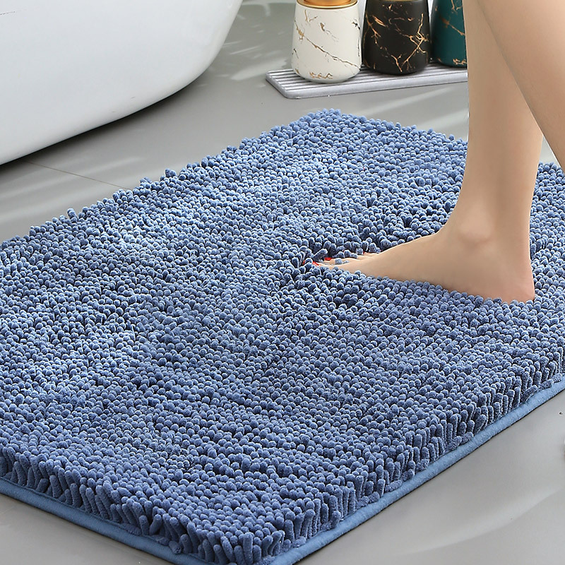 Plush Chenille Bath Mat – Non-Slip Absorbent Bathroom Rug for Comfort and Safety 4