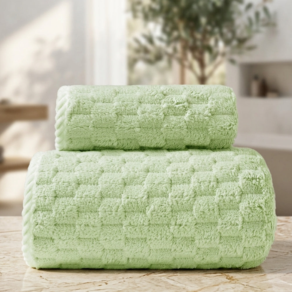 Soft Fleece Towel Set | 2-Piece, Hanging Loop