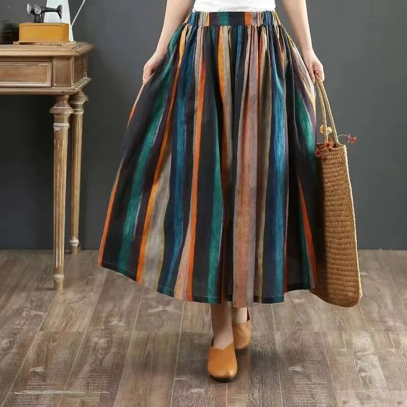 Yara Women's Pleated Skirt - fabric and finish detail