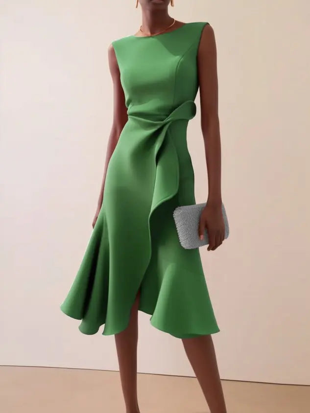 Tamsin Women's Asymmetric Midi Dress - fabric and finish detail