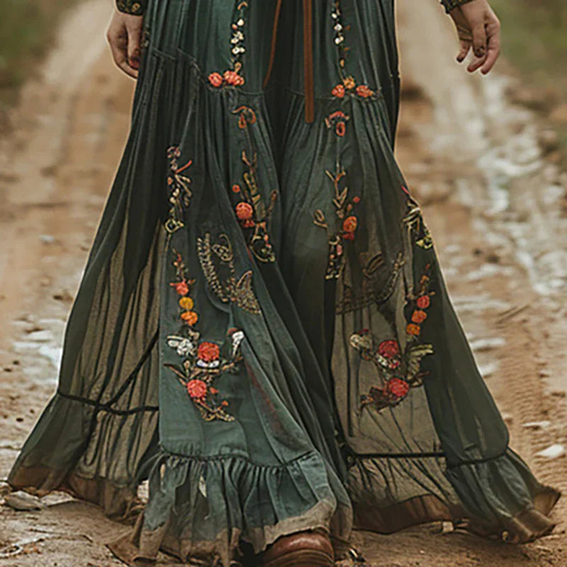Dahlia Women's Floral Maxi Dress - fabric and finish detail