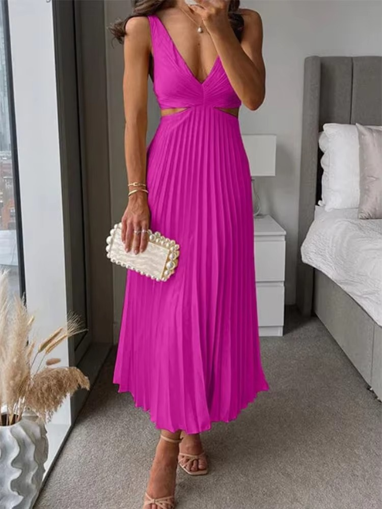 Dahlia Women's Pleated Maxi Dress - close-up detail