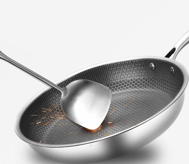 Scratch-Free Stainless Steel Frying Pan with Honeycomb Non-Stick Coating – Ergonomic Handle, Induction Compatible, Easy to Clean 5