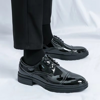 Soren Men's Oxfords - front view