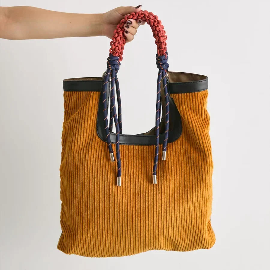 Darcy Women's Shoulder Bag - close-up detail