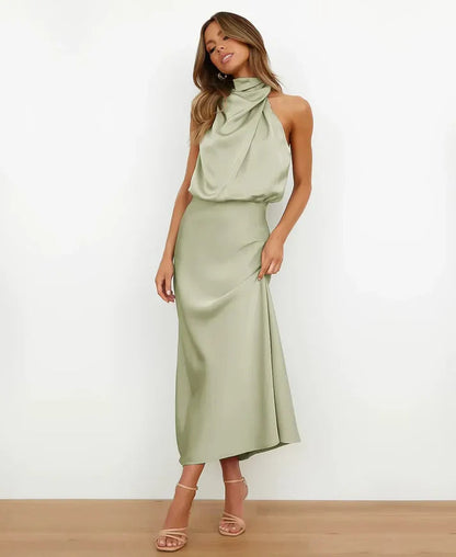 Kira Women's Midi Dress - close-up detail