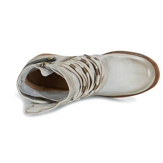 Elsie Women's Ankle Boots - flat lay