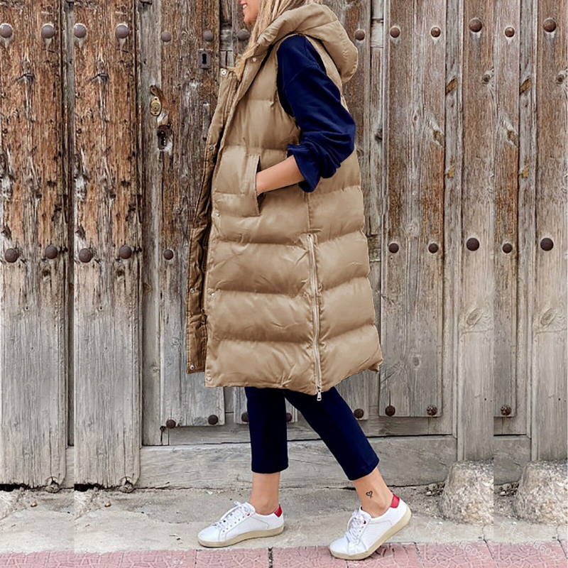 Noor Women's Puffer Jacket - back view