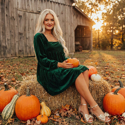 Robe babydoll pour femme Ingrid | Velours avec ourlet à volants, style cocktail élégant