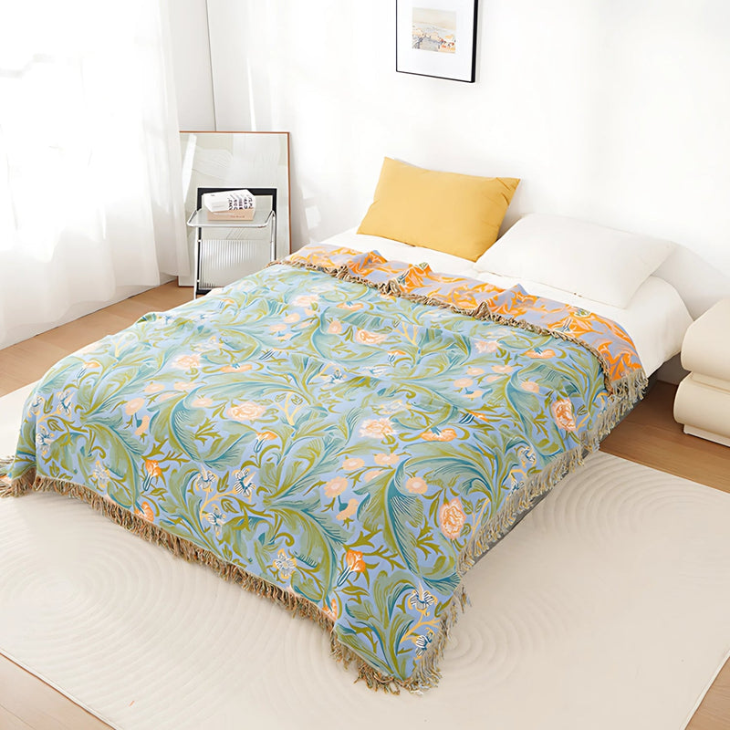 Pine Vintage Floral Tapestry Throw Blanket | Vintage, Floral Pattern