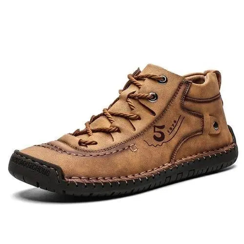 Griffin Men's Ankle Boots - fabric and finish detail