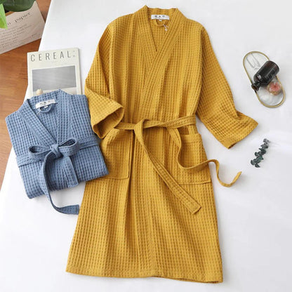 Waffle V-Neck Bathrobe for Men and Women - Soft Cotton, Adjustable Fit, Lightweight and Comfortable Robe for All Seasons 3