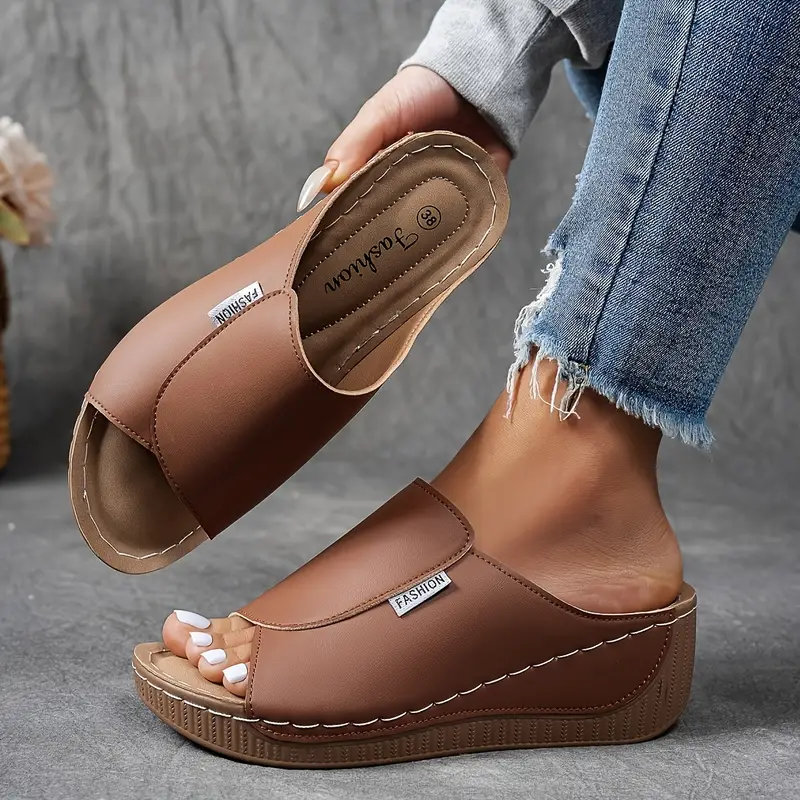Greta Women's Platform Sandals - fabric and finish detail