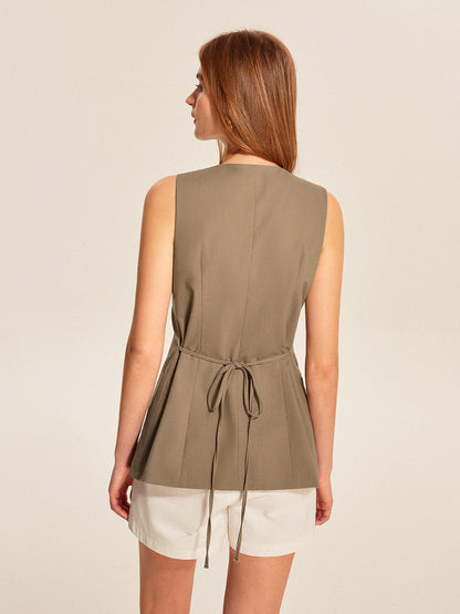 Anaïs Women's Asymmetric Vest - close-up detail