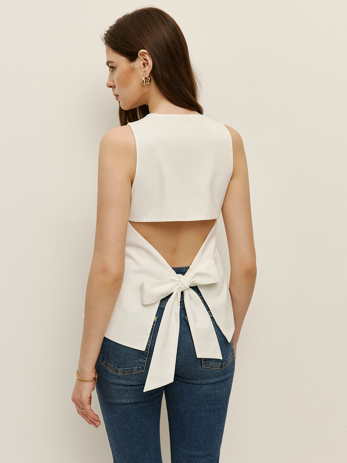 Rhea Women's Linen Top - fabric and finish detail