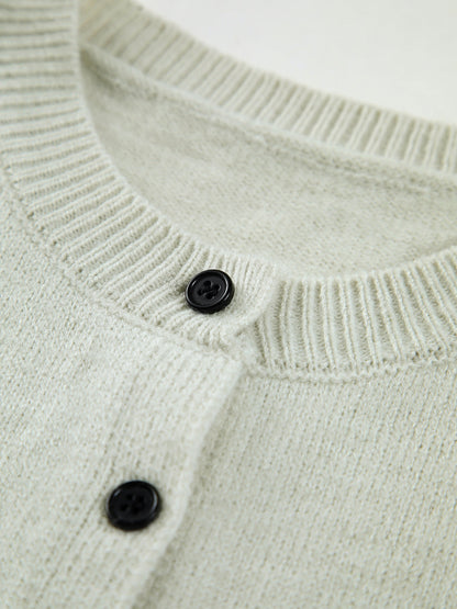 Kira Women's Sweater - fabric and finish detail
