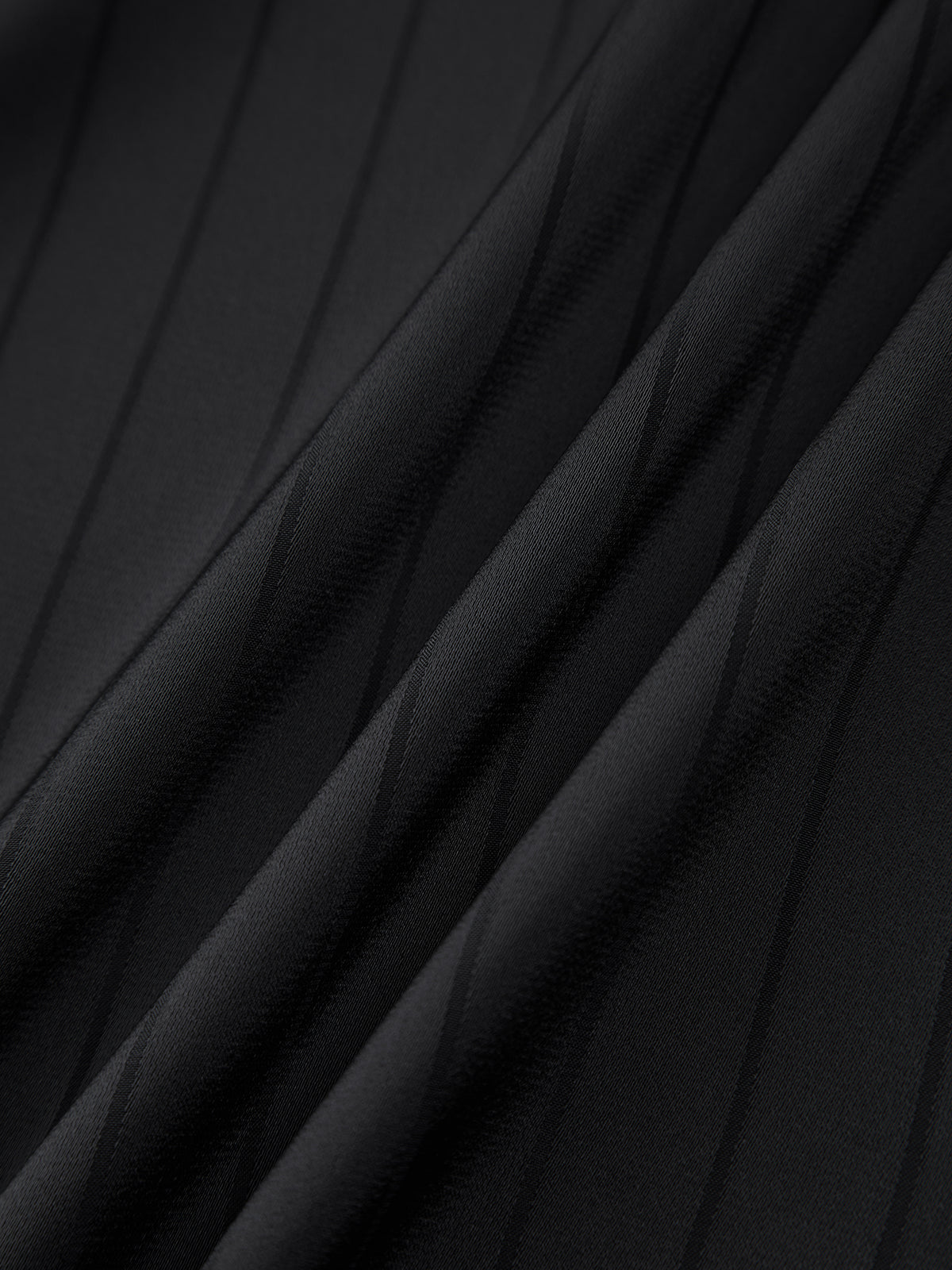 Mira Women's Oversized Shirt - close-up detail