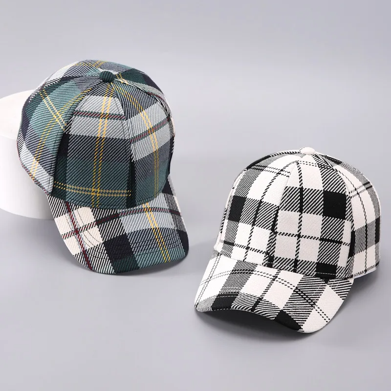 Kira Women's Plaid Hat - fabric and finish detail