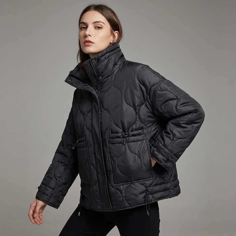 Chaqueta Acolchada con Cuello Alto para Mujeres Aria | Cierre Frontal con Cremallera, Bolsillos de Parche